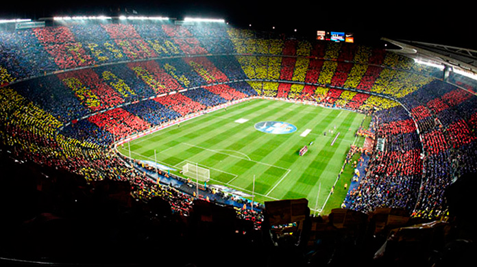 Vista del Estadio Camp Nou en Día de Partido